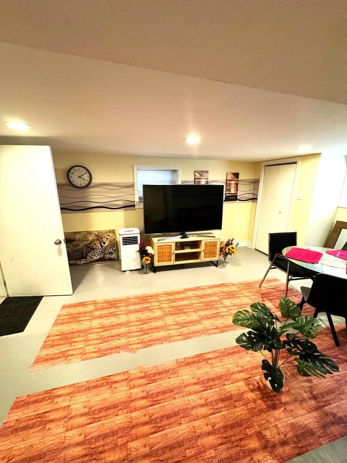 Fully Equipped Cozy 4/5 Br Apartment Chicago Bagian luar foto